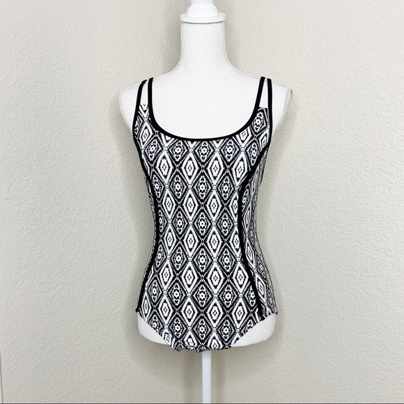 Catalina Other - Catalina White and Black One Piece Swimsuit